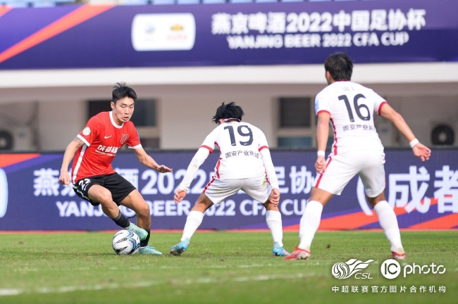 足协杯-甘锐百场奉献进球 成都蓉城3-0淘汰河北